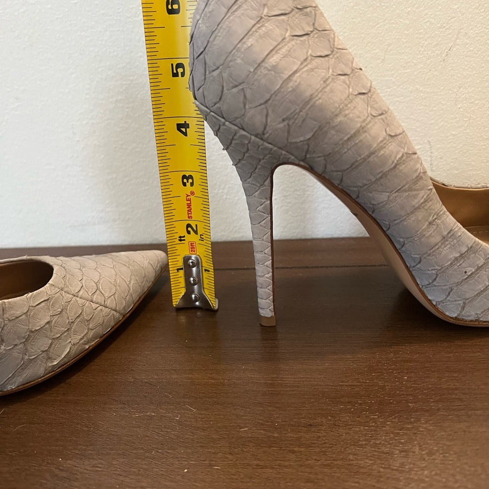 Salvatore Ferragamo Susi Gray Python Texture Heels - image 6